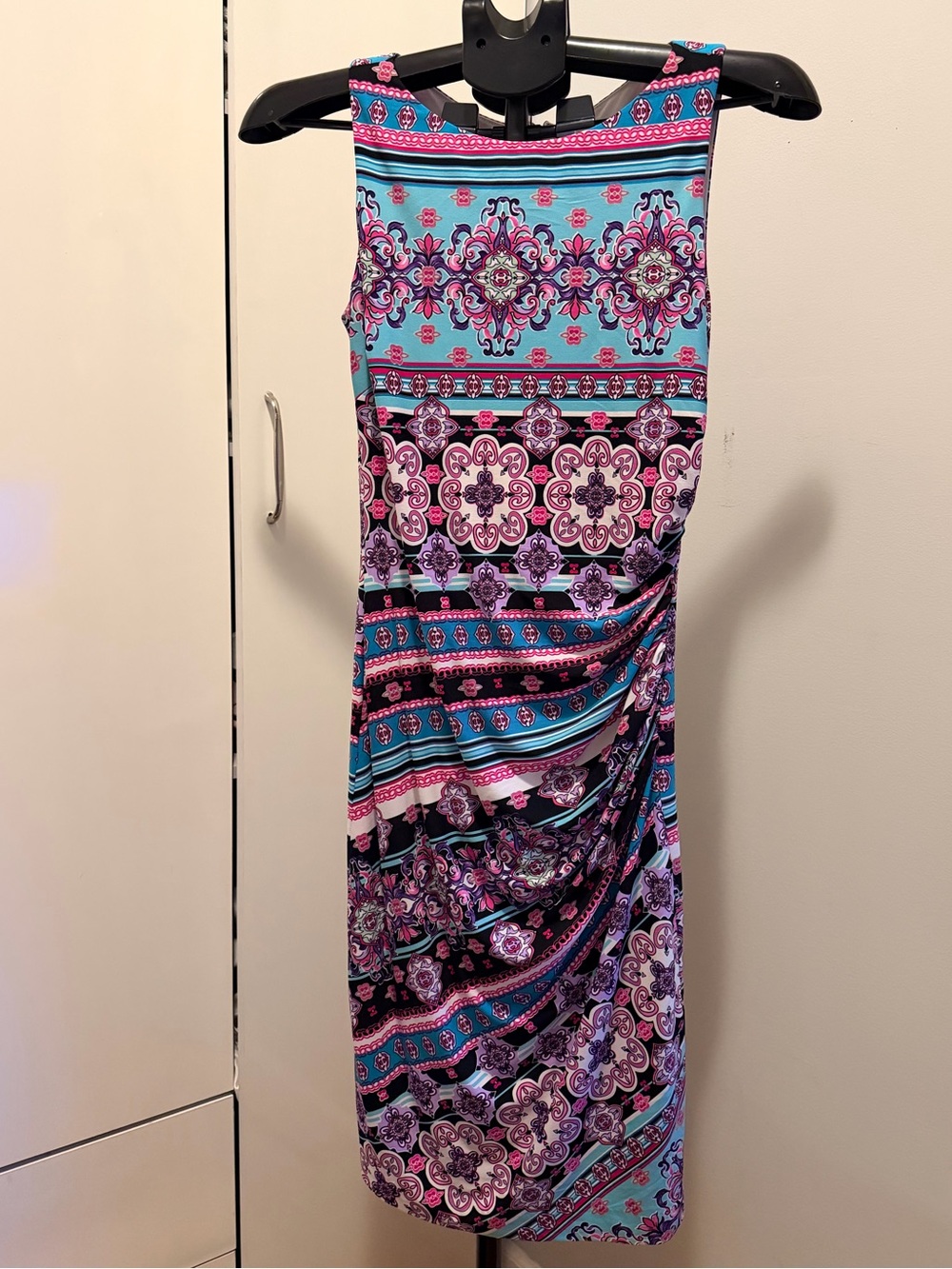 Cache Aqua Pink & Black Printed Sleeveless Midi Dress